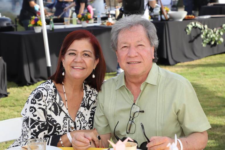 Cocinan chefs para ayudar al Centro de Readaptación Social