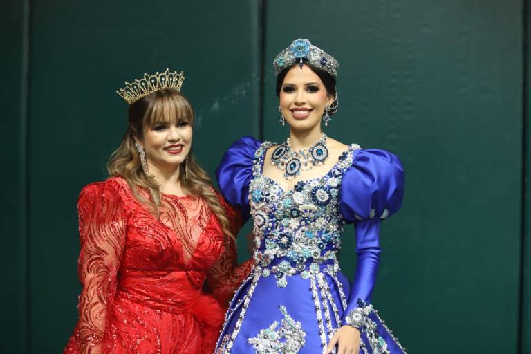 #EnVivo | Coronación de la Reina de los Juegos Florales, Siu Ling I