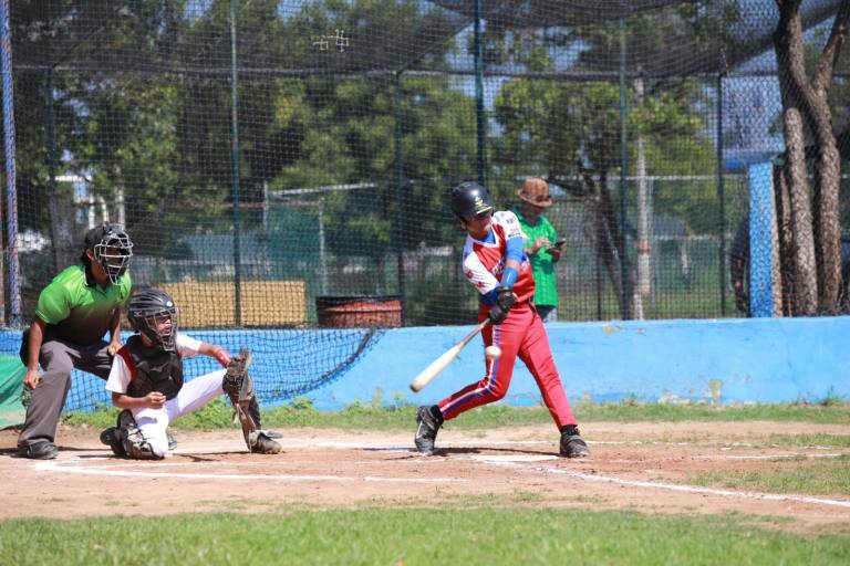 Saca triunfo anfitrión Región 4 en cierre de rol de Nacional Infantil Mayor