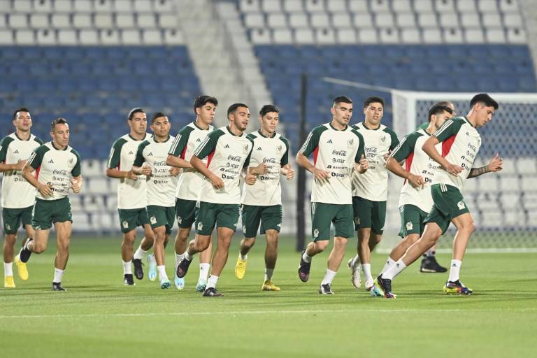 México realiza su primer entrenamiento en Qatar