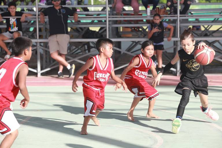 Niños Triquis hacen de las suyas en Olimpiada Indígena