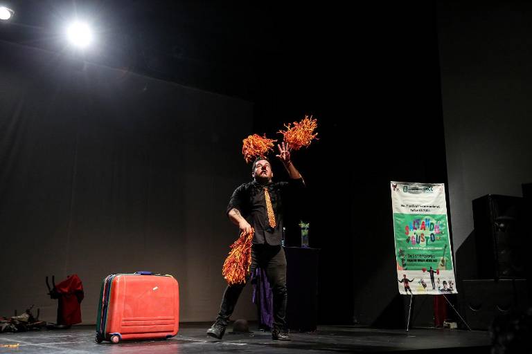 Con magia, clown y malabares terminan ‘Saltando de Gusto’