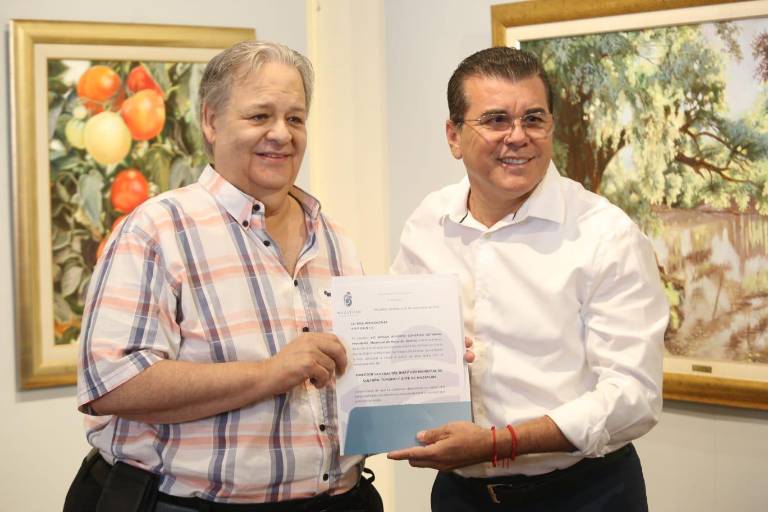 Retoma Raúl Rico el timón de Cultura... y del Carnaval de Mazatlán