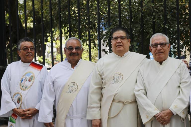 Celebra la iglesia su Misa Crismal