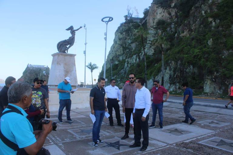 Buscan embellecer y dar mantenimiento a los monumentos de Mazatlán