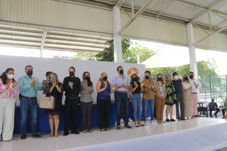 ¡Felicidades, ya son graduados de la Escuela Activa Integral!