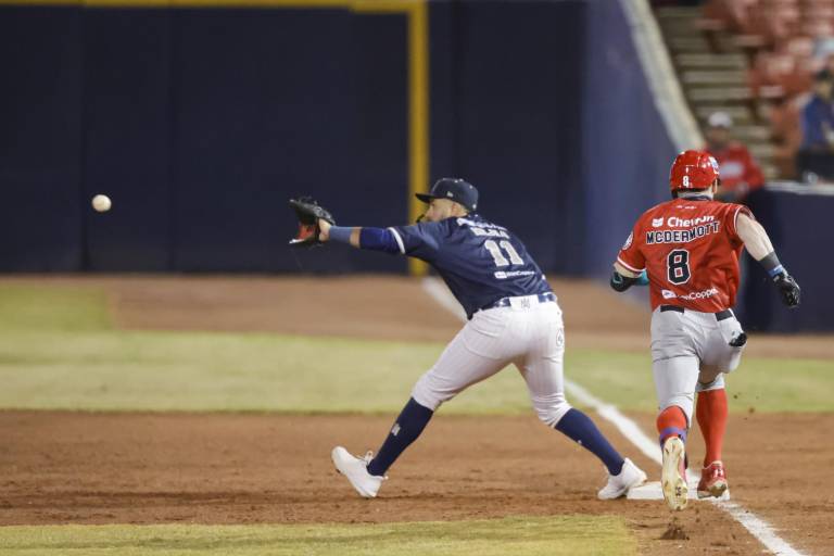 Águilas de Mexicali aprovecha mal relevo para imponerse en El Nido