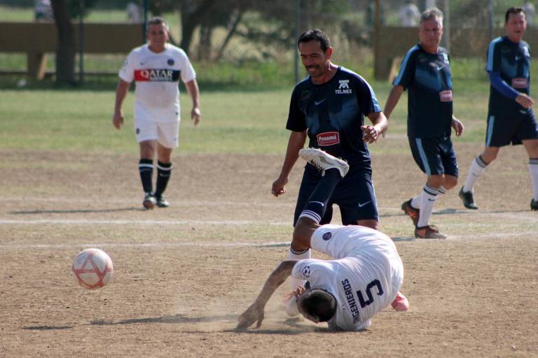 Ingenieros logra punto extra en Liga Veteranos Platino, en Mazatlán
