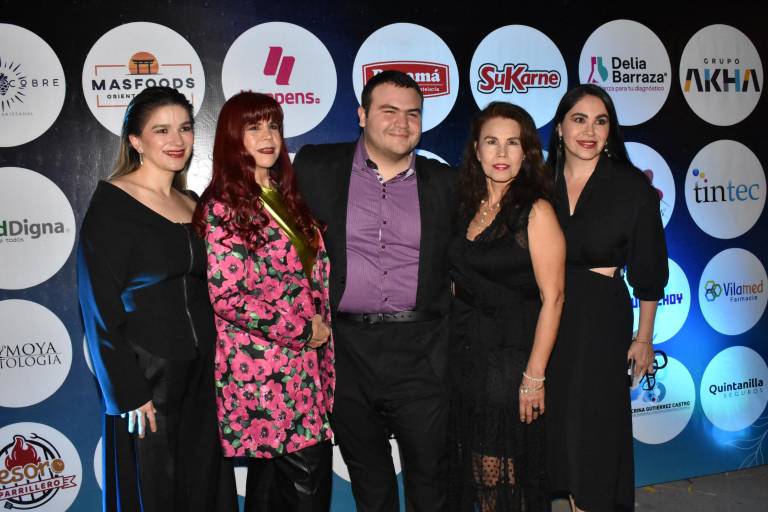 Apoyan sinaloenses a La Noche Bohemia con Causa 2024