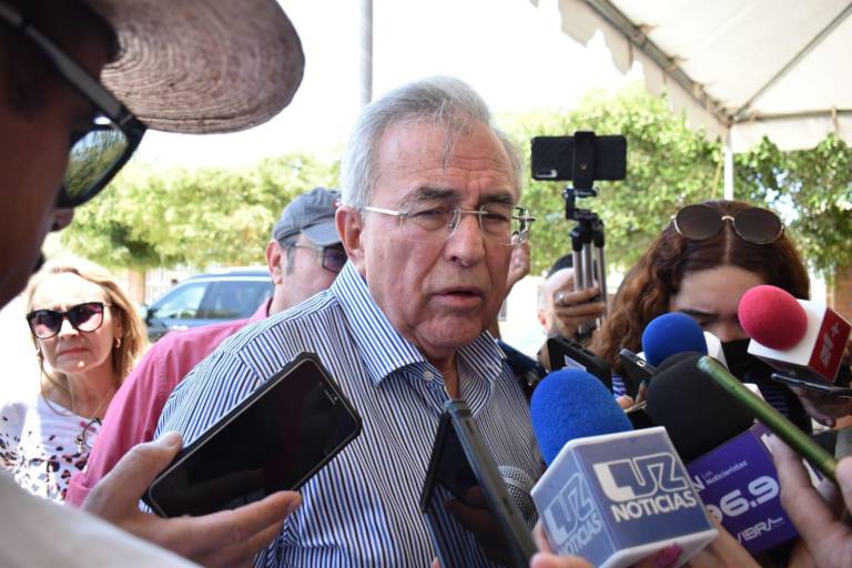 Reitera Rocha Moya que no intervendrá en adeudos del Ayuntamiento de Mazatlán
