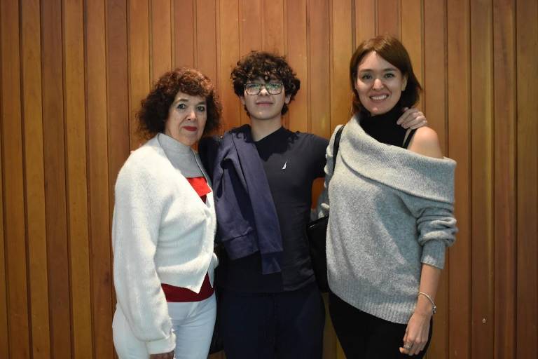 Abre la OSSLA el año nuevo con festivo concierto