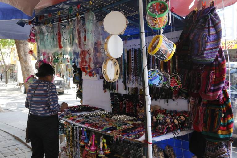 Nadia encontró en las artesanías y el legado de su familia una manera de vivir