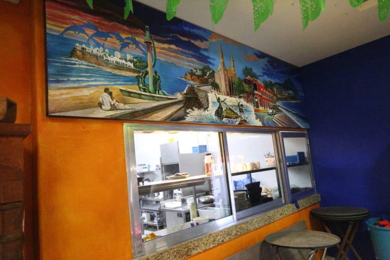 Restaurante Los Zarapes abre sus puertas en una nueva ubicación