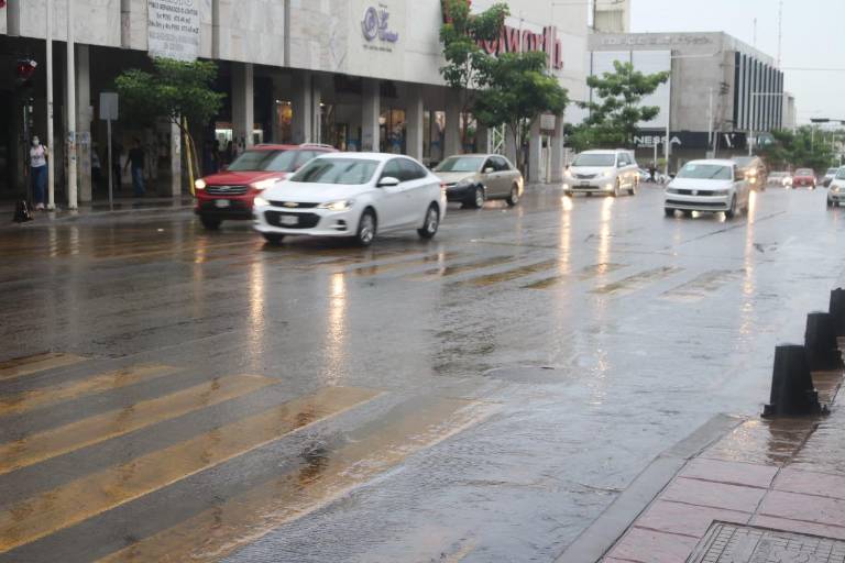 Huracán Pamela origina las primeras lluvias en Culiacán