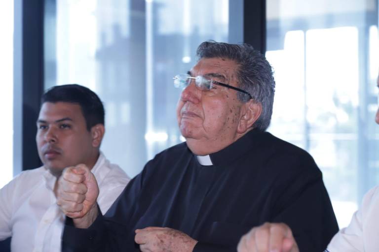 La iglesia siempre tiene que promover la paz para combatir la violencia: Padre Manuel Carrasco