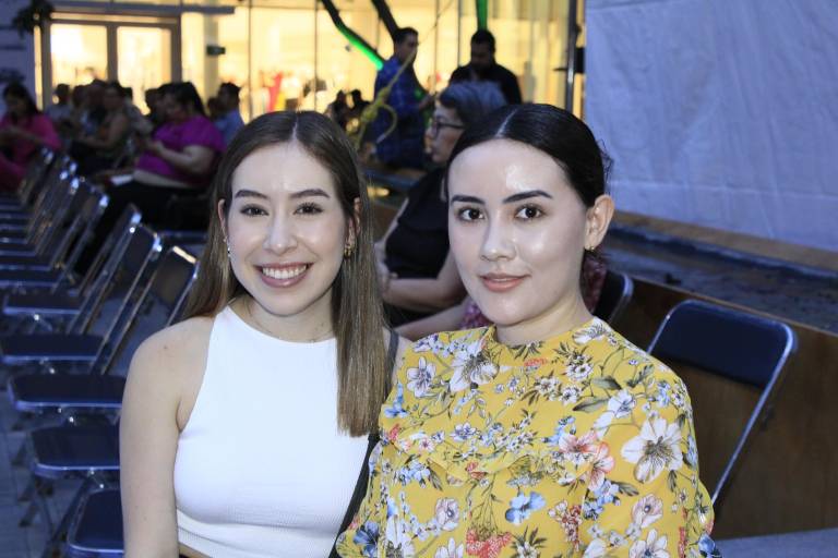 Clientes de Cimaco Culiacán asisten a la pasarela ‘Ceiba Summer Trends’