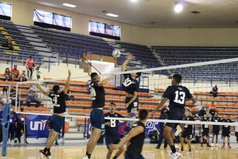 Águilas UAS de voleibol de sala varonil avanzan a cuartos de la Universiada Nacional como líder