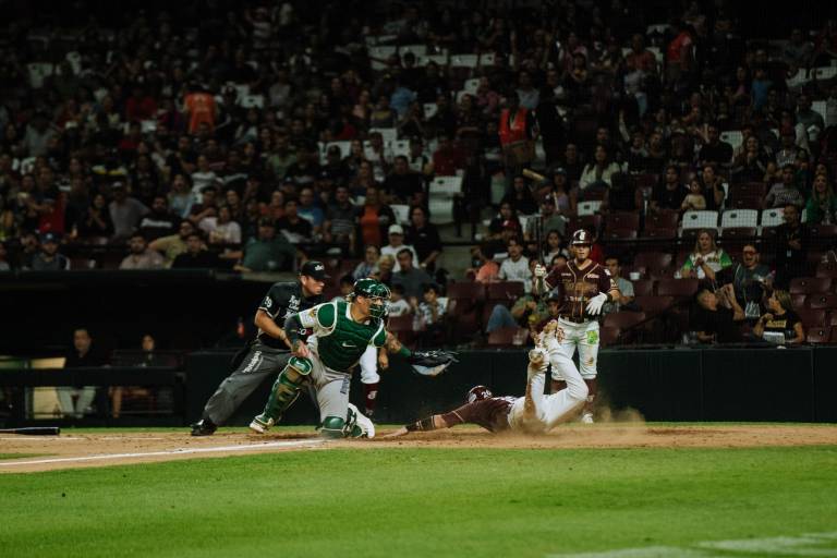 Cañeros de Los Mochis barre a Tomateros de Culiacán