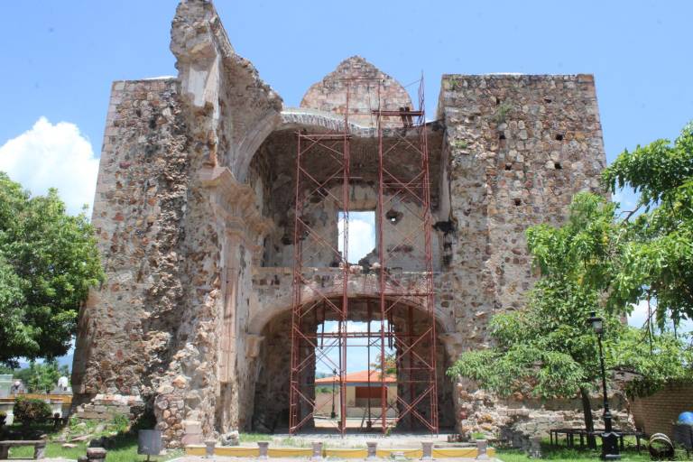 Busca Turismo de Rosario proyecto para integrar a la Laguna del Iguanero con las ruinas y museo