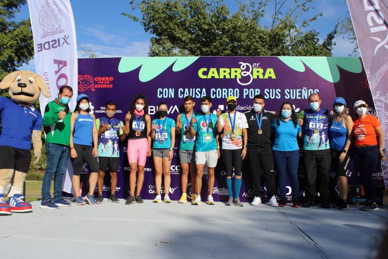 Los culiacanenses corren a toda velocidad en pro de la educación