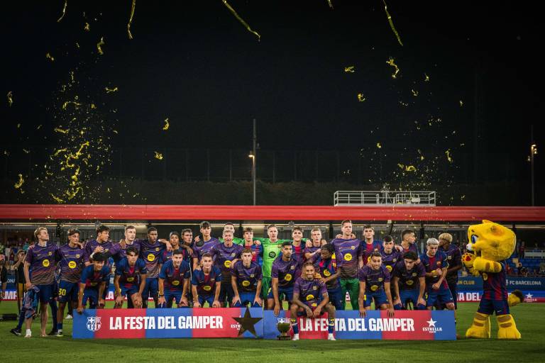Barcelona golea al Como 1907 y conquista el Trofeo Joan Gamper con dobletes de Yamal y Fermín