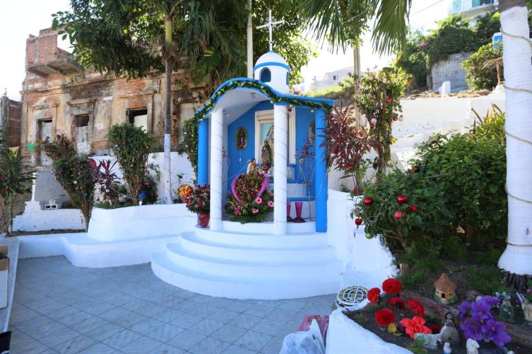 En Mazatlán, vecinos del Cerro de la Nevería invitan a católicos a festejar a la virgen este sábado