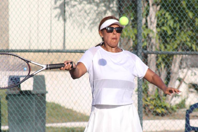 Torneo de Tenis Patrio Britania 2021 arranca con intensos encuentros