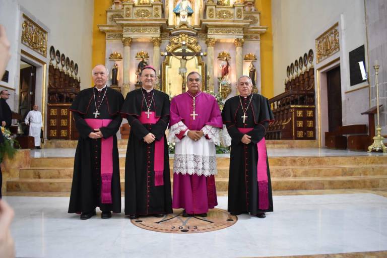Monseñor Jesús José Herrera asume como nuevo Obispo de Culiacán