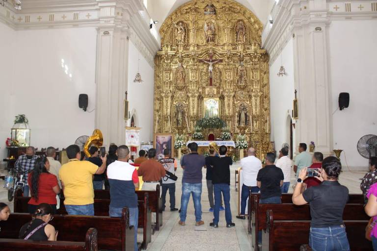 Músicos honran a su patrona la virgen Santa Cecilia, en Rosario