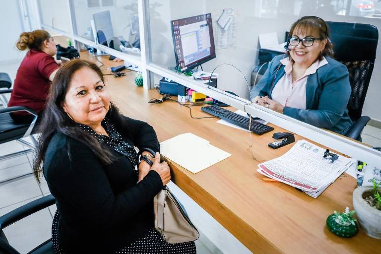 Casi mil 700 pensionados y jubilados del Issstesin se beneficiarán del incremento al salario mínimo 2025