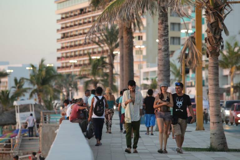Hoteleros de Mazatlán respaldan propuesta de nuevo fin de ‘semana largo’