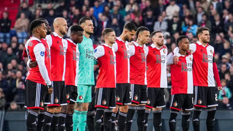 El Feyenoord se va a la pausa mundialista en la cima de la Eredivisie.