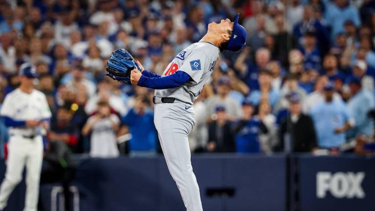 Dodgers acumula 272.4 millones de dólares en dos años por impuesto de lujo.