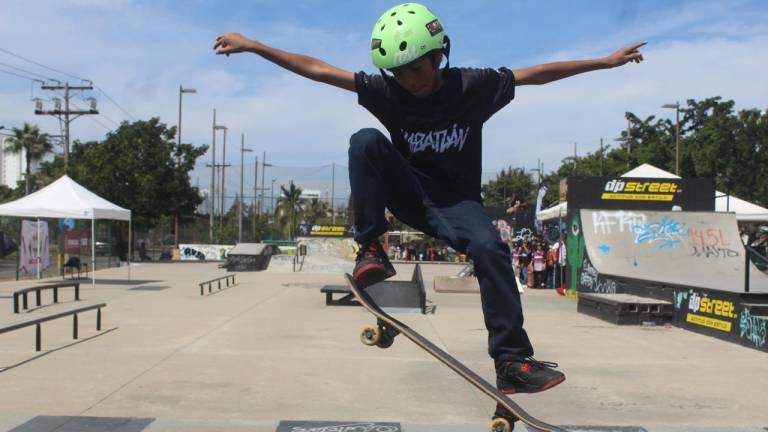 Inicia Mazatlán con dos oros y una plata su cosecha de medallas en estatal de skateboarding