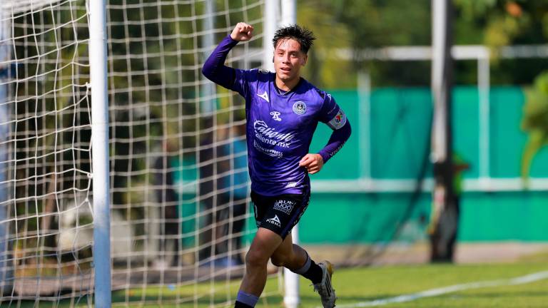 Ángel Saavedra marcó doblete para el triunfo de la Sub 21.