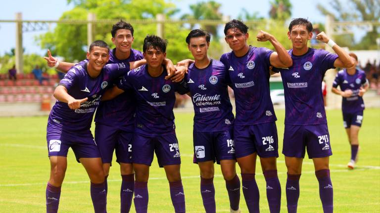 Los Cañoneros buscan nutrir sus fuerzas básicas.