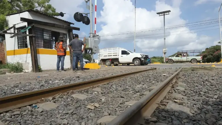 El cruce ferroviario de Paseo del Atlántico ha registrado tres accidentes durante este año.