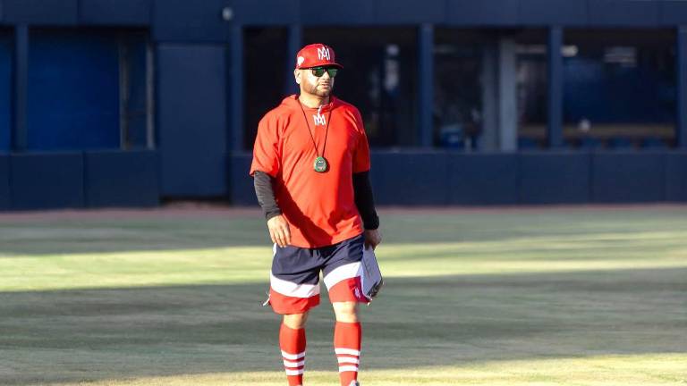 Óscar Robles es cesado.