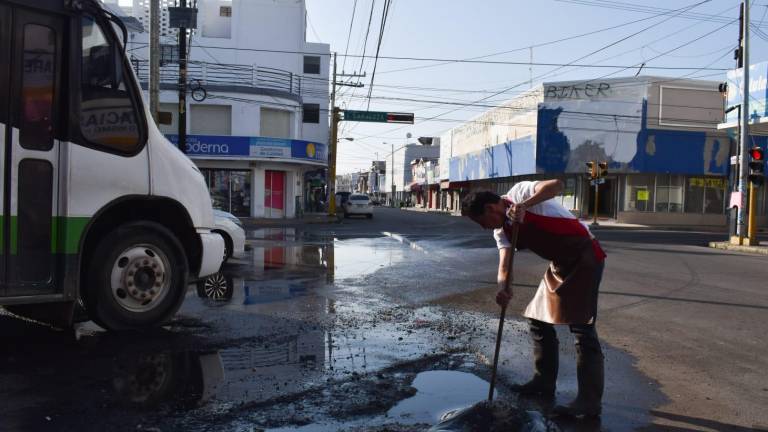 El tema del drenaje y los colapsos que se sufren en Mazatlán es recurrente, de ahí que se trabaje en obras de rehabilitación.