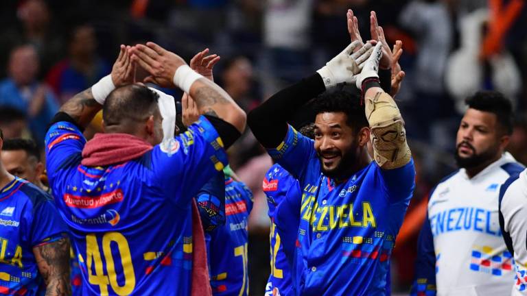 Venezuela vence a Colombia y va a la final de la Serie del Caribe
