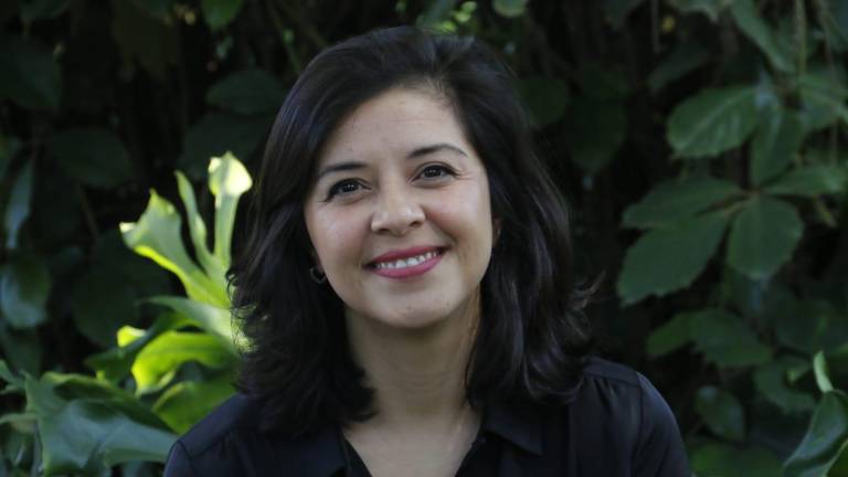 Bárbara Apodaca Cabanillas.