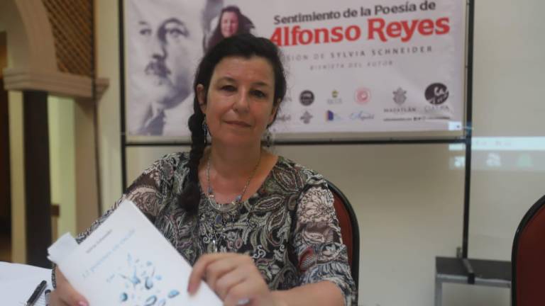 Sylvia Schneider comparte con los mazatlecos el legado del Alfonso Reyes