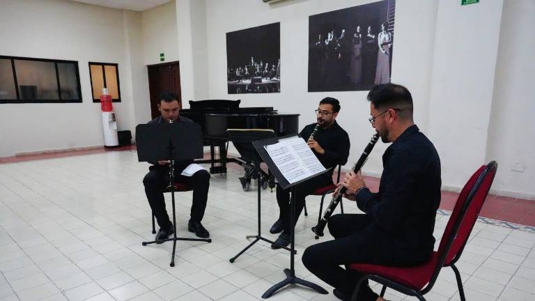 Recitales de clarinete, fagot y guitarra cautivaron al público que asistió a la ceremonia de clausura de fin de cursos en el Museo de la Música