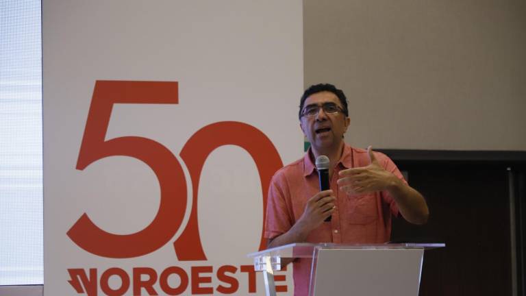 Guillermo Trejo, profesor de Ciencia Política en la Universidad de Notre Dame, en su conferencia en Culiacán.