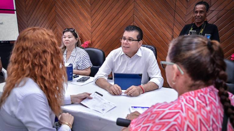 El Alcalde Édgar González Zataráin propone convocatorias públicas para asignar a los titulares de los órganos de control de las paramunicipales y de la Comuna.