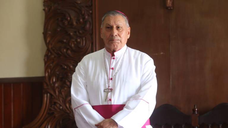 Celebra Obispo de la Diócesis de Mazatlán 50 años de ordenación sacerdotal