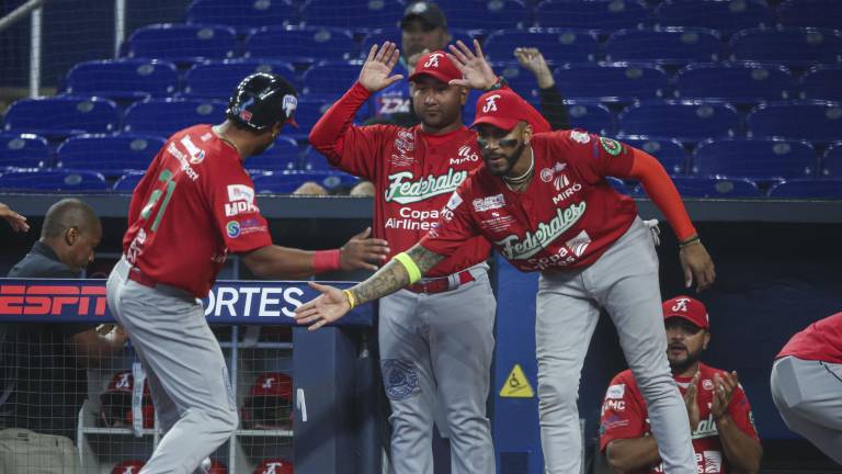 Panamá apabulla a Curazao para debutar con triunfo en la Serie del Caribe