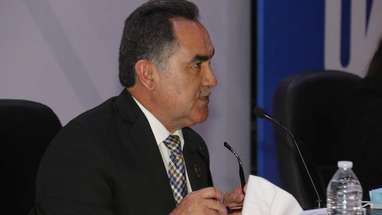 Rector Jesús Madueña Molina