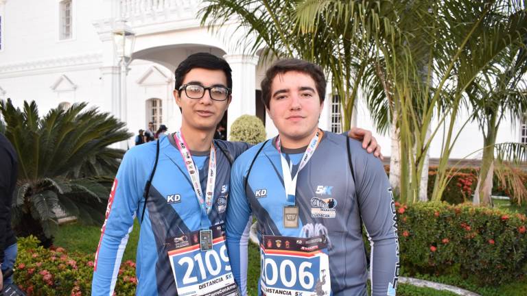 ‘Corren por Amor’ en Maratón Internacional de Culiacán