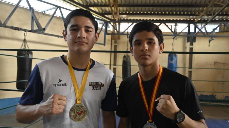 Los hermanos Édgar Gabriel y Miguel Ángel Morales Díaz, estudiantes de la UAS, medallistas en diversas competencias de boxeo.